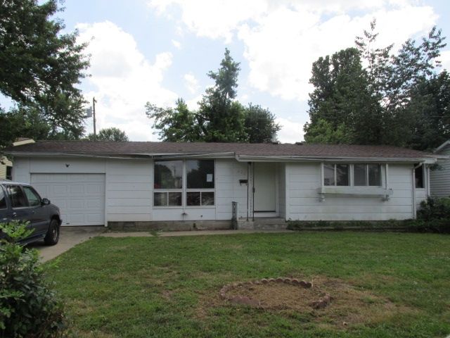 428 E Rosewood, Republic, MO 65738