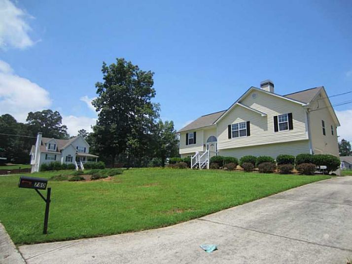 780 Bridge Grove, Douglasville, GA 30134