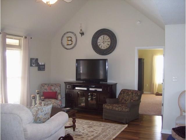 303 Cinel Loop, Austin, AR 72007