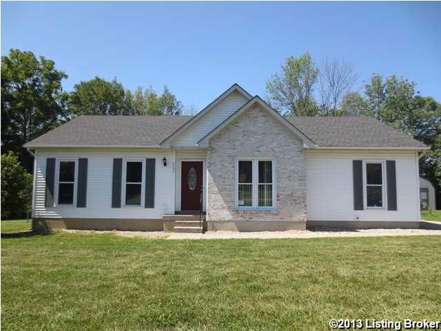 6505 Five Forks Dr, Pewee Valley, KY 40056