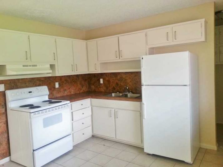 8117 Attleboro Drive, Jonesboro, GA 30238