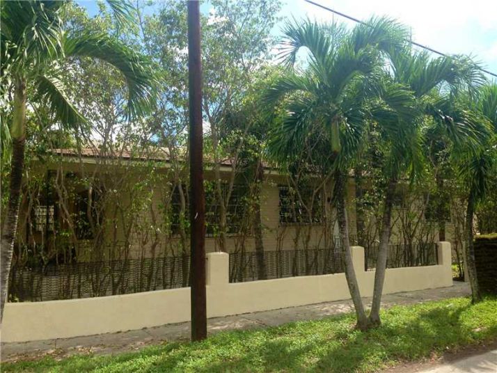 1890 SW 11 ST, Miami, FL 33135