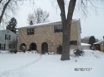 6818 97th Pl, Chicago Ridge, IL 60415