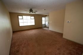 1270 Gingshamsburg, Tipp City, OH 45371