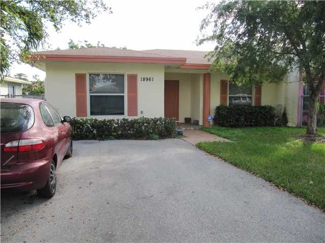 18961 SW 113 CT, Miami, FL 33157