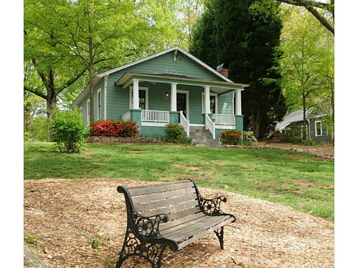 210 Maple Avenue Nw, Marietta, GA 30064