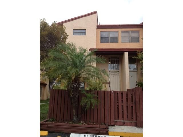 361 W PARK DR # 2, Miami, FL 33172