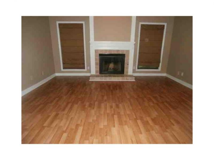 301 Comeragh Se, Smyrna, GA 30080