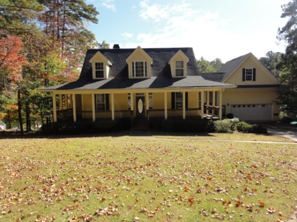 1001 Kingsford Way, Greensboro, GA 30642