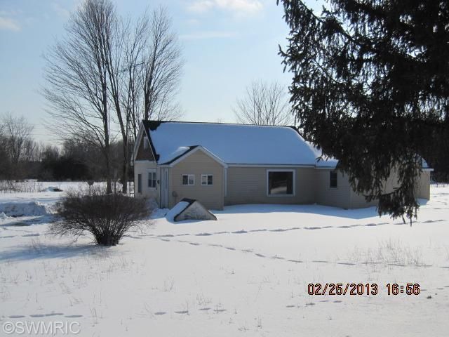 6572 W 112th St, Grant, MI 49327