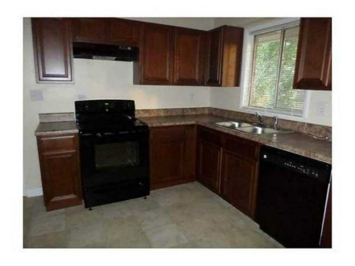 1423 Hatchcover Circle, Jonesboro, GA 30238