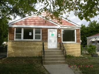 520 Granville Ave, Bellwood, IL 60104
