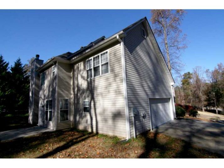 3915 Faa Road, Cumming, GA 30041