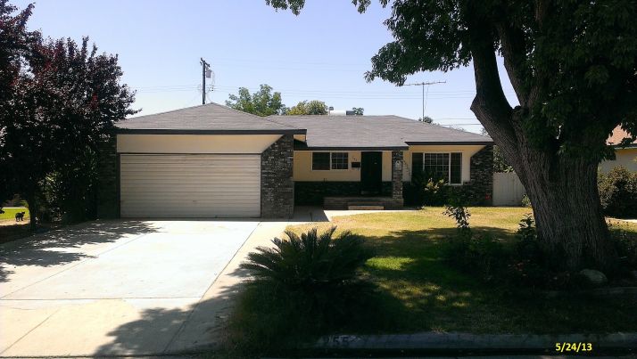 Elm St, Shafter, CA 93263