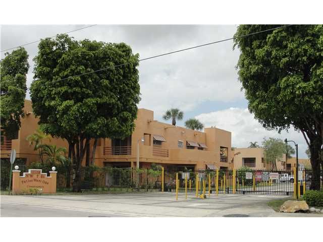 11071 NW 7 ST # 105, Miami, FL 33172