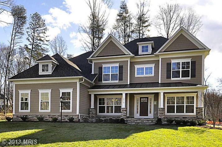 919 HILLCREST DRIVE SOUTHWEST, Vienna, VA 22180