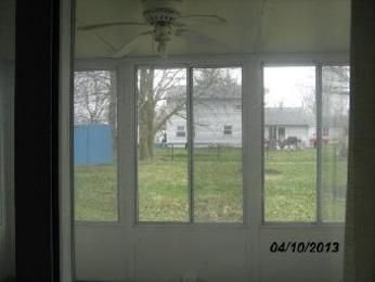 22406 Ash St, Woodburn, IN 46797
