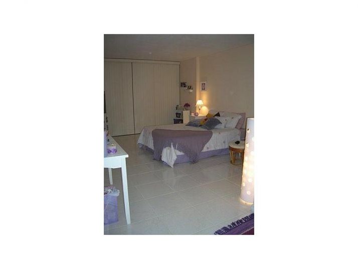 800 PARKVIEW DR # 903, Hallandale, FL 33009