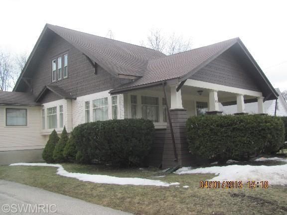 121 W State St, Scottville, MI 49454