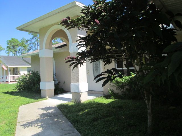 2840 Nancy Dr., Lehigh Acres, FL 33971