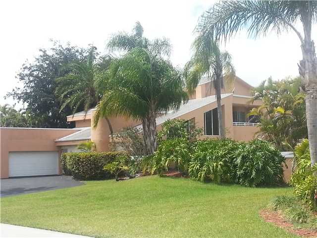 10261 SW 142 ST, Miami, FL 33176