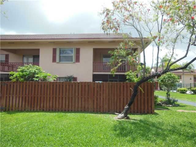 11225 SW 88 ST # 201D, Miami, FL 33176