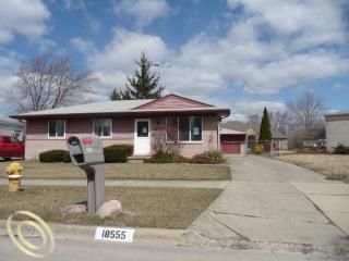 18555 Matthew Dr, Clinton Township, MI 48035