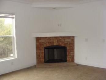 232 Oak Ridge Dr, Austinville, VA 24312