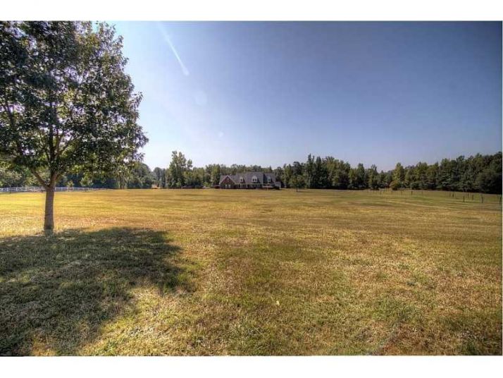 15 Tabor Bluff Court, Oxford, GA 30054