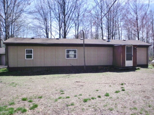 1760 W Townline 16 Rd, Pinconning, MI 48650
