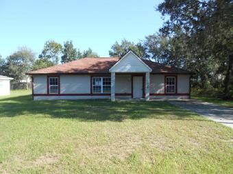 6811 W Merrivale Ln, Homosassa, FL 34446