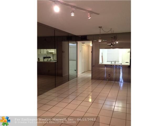 10009 WINDING LAKES ROAD # 106, Fort Lauderdale, FL 33351