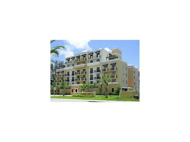 8440 SW 8 ST # 308A, Miami, FL 33144