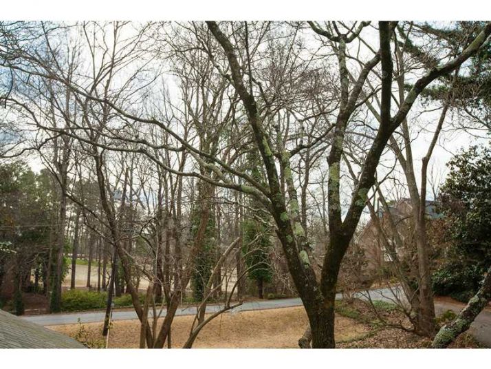 121 Cherry Hill Drive Se, Marietta, GA 30067