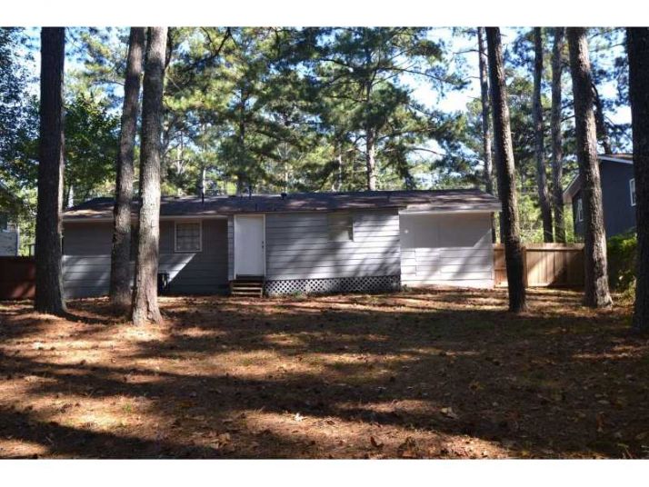 8913 Dorsey Road, Riverdale, GA 30274