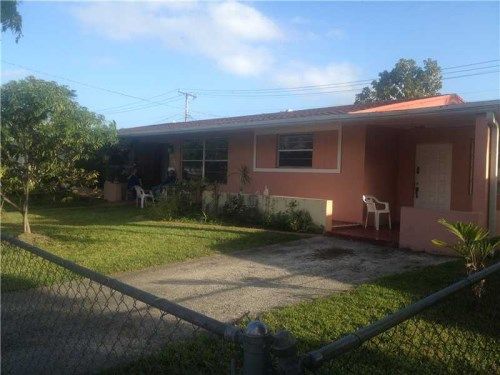 9340 SW 24 ST, Miami, FL 33165