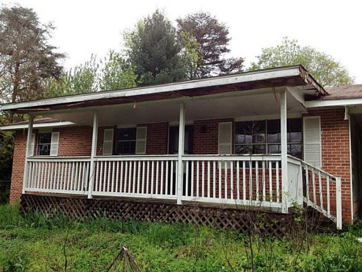 104 N Flora Street, La Fayette, GA 30728