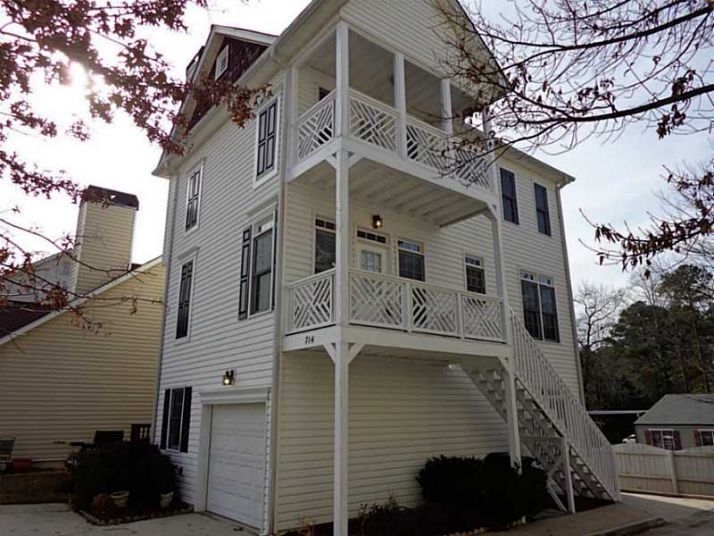 714 Gardenside Circle, Marietta, GA 30067