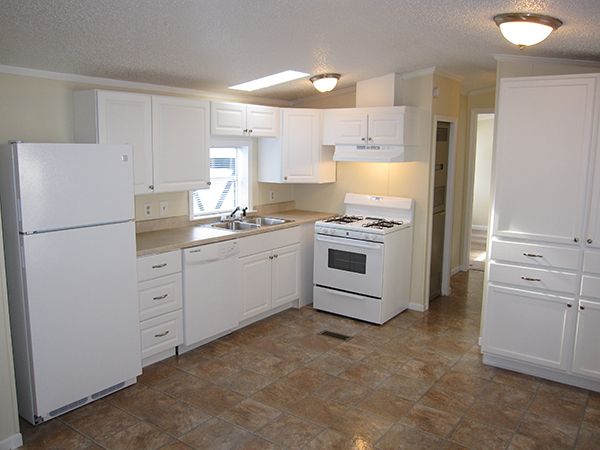 174 Fontainbleau, Rochester, MI 48307