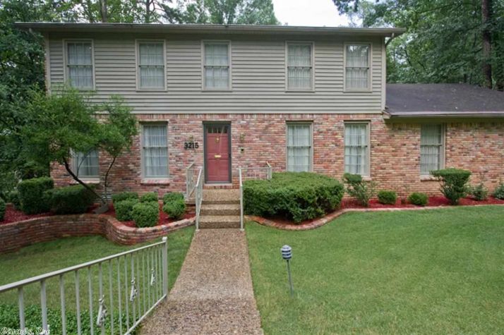 3215 Foxcroft Rd, Little Rock, AR 72227