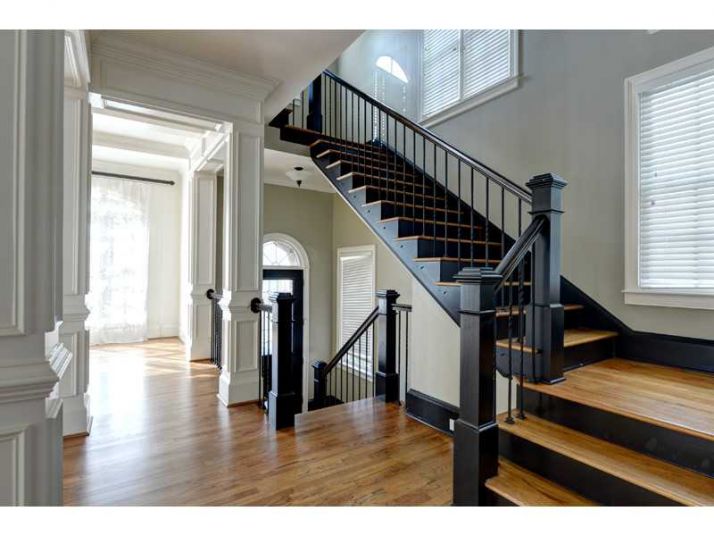 1131 Park Overlook Drive Ne, Atlanta, GA 30324