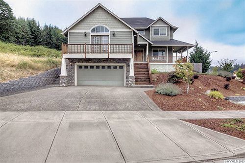 816 Pioneer, Silverton, OR 97381