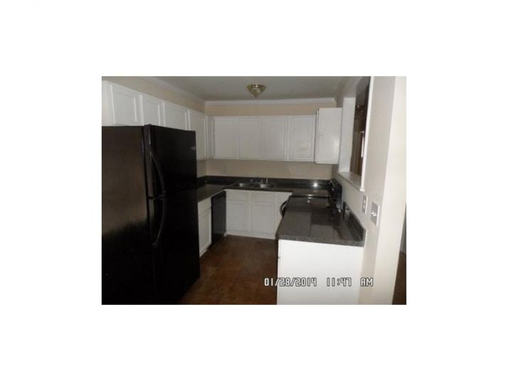 289 Queen Helen Lane, Jonesboro, GA 30236