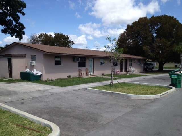 10800 SW 7 ST, Miami, FL 33174