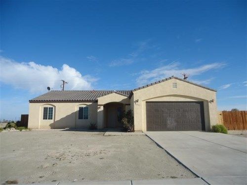 2902 Treadwell Boulevard, Salton City, CA 92275