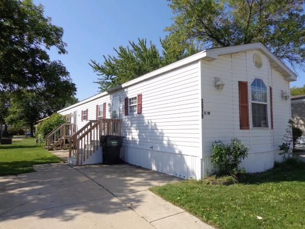 3519 Ted Ave, Waukegan, IL 60085