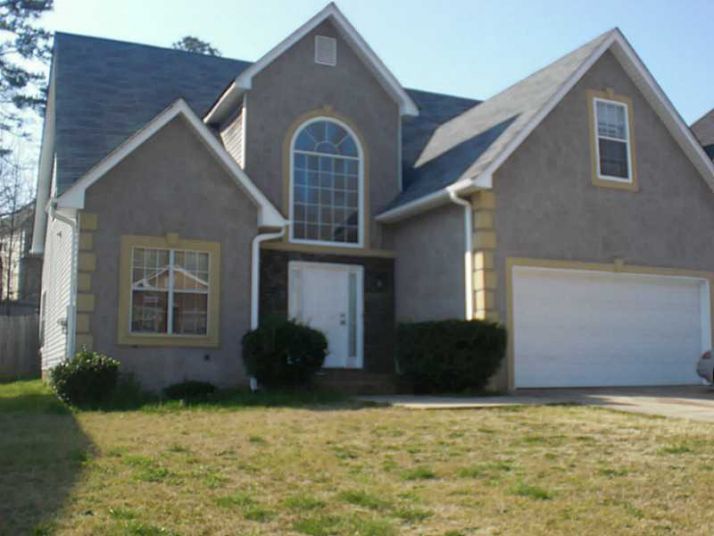 2280 Lake Royale Drive, Riverdale, GA 30296