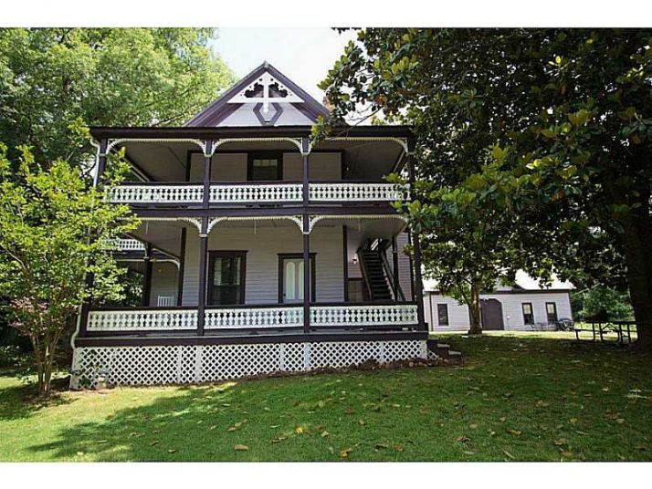 3949 Russell Street, Suwanee, GA 30024