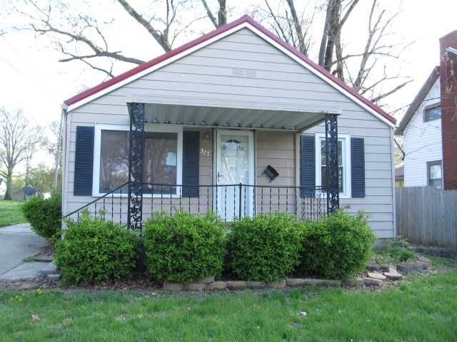 327 W Graysville St, Sullivan, IN 47882