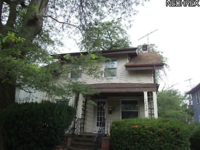 1752 S Taylor Rd, Cleveland, OH 44118